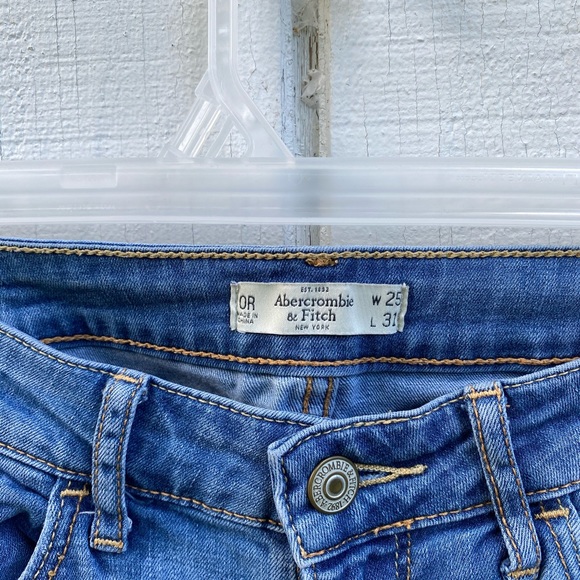 Abercrombie and Fitch skinny jeans - Picture 3 of 7